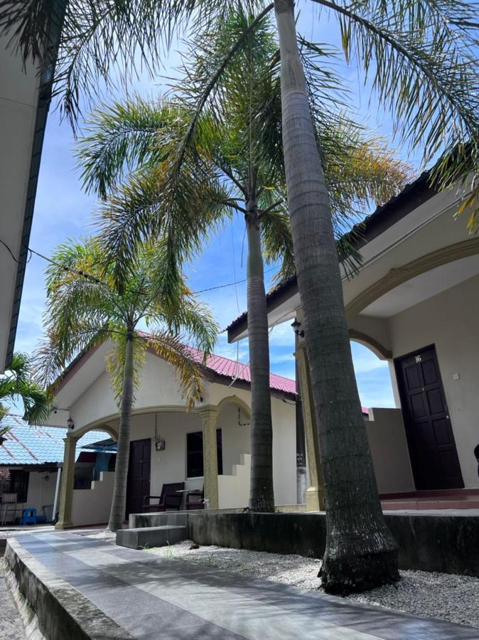 Dhania Cenang Beach Motel Пантай Ченанг Екстериор снимка