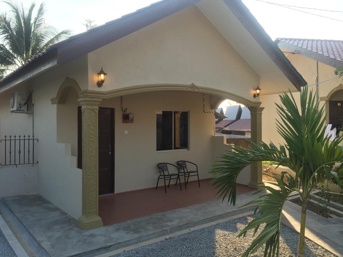 Dhania Cenang Beach Motel Пантай Ченанг Екстериор снимка